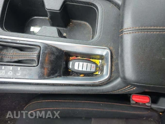 2020 Nissan Sentra SR – miniatura 5