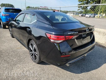 2020 Nissan Sentra SR – miniatura 6