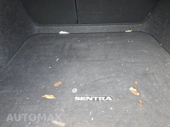 2020 Nissan Sentra SR – miniatura 17