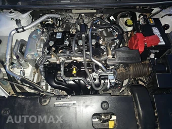 2020 Nissan Sentra SR - miniatura 15