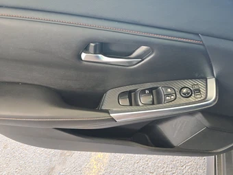 2020 Nissan Sentra SR – miniatura 15