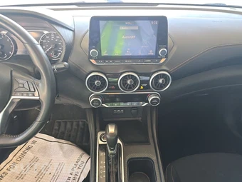 2020 Nissan Sentra SR – miniatura 17