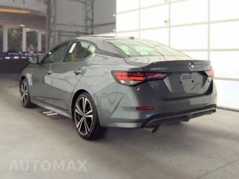 2020 Nissan Sentra SR – miniatura 8