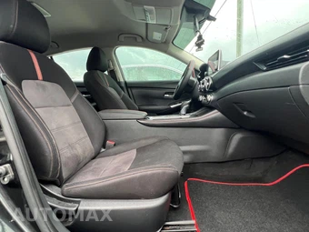 2020 Nissan Sentra SR - miniatura 8