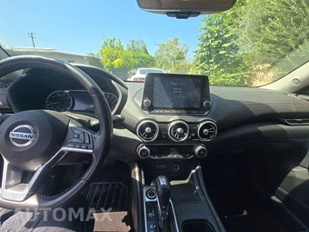 2020 Nissan Sentra SR – miniatura 11