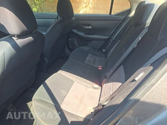 2020 Nissan Sentra SR – miniatura 13