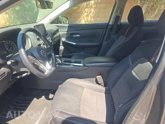 2020 Nissan Sentra SR – miniatura 7