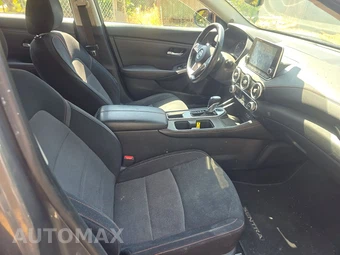 2020 Nissan Sentra SR – miniatura 8