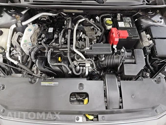 2020 Nissan Sentra SR – miniatura 15