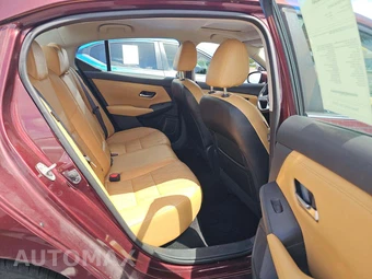 2020 Nissan Sentra SV – miniatura 13