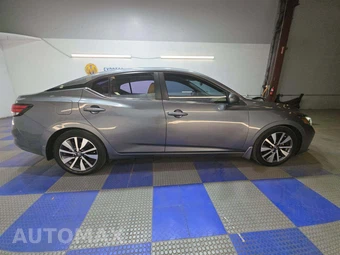 2020 Nissan Sentra SV – miniatura 4