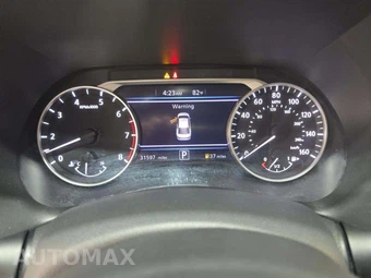 2020 Nissan Sentra SV – miniatura 9