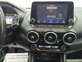 2020 Nissan Sentra SV - miniatura 10