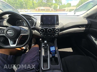 2020 Nissan Sentra SV – miniatura 10