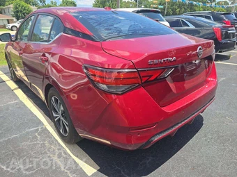 2020 Nissan Sentra SV – miniatura 2