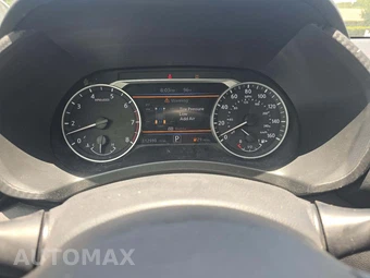 2020 Nissan Sentra SV – miniatura 9