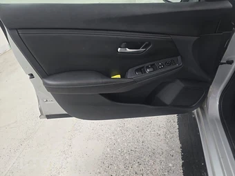 2020 Nissan Sentra SV - miniatura 9
