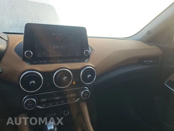 2020 Nissan Sentra SV – miniatura 11