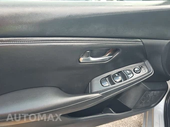 2020 Nissan Sentra SV – miniatura 9
