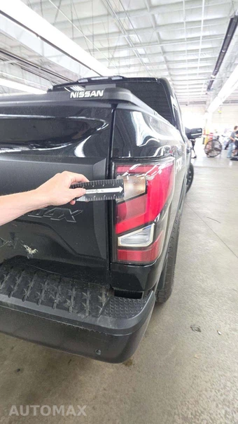 2020 Nissan TITAN PRO-4X Crew Cab Extra Short Bed - miniatura 28