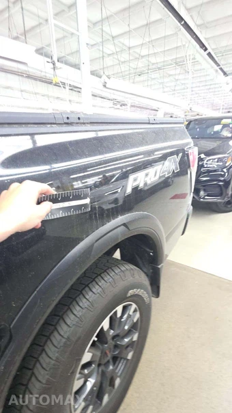 2020 Nissan TITAN PRO-4X Crew Cab Extra Short Bed - miniatura 29
