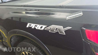 2020 Nissan TITAN PRO-4X Crew Cab Extra Short Bed - miniatura 61
