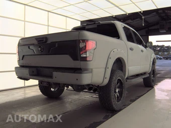 2020 Nissan TITAN PRO-4X Crew Cab Short Bed - miniatura 4