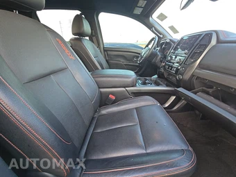 2020 Nissan TITAN PRO-4X Crew Cab Short Bed - miniatura 8