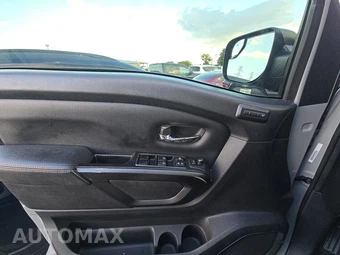 2020 Nissan TITAN PRO-4X Crew Cab Short Bed - miniatura 9