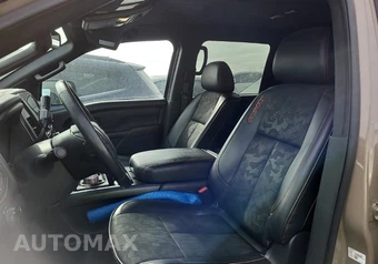 2020 Nissan TITAN PRO-4X Crew Cab Short Bed - miniatura 14