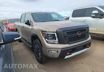 2020 Nissan TITAN PRO-4X Crew Cab Short Bed - miniatura 6