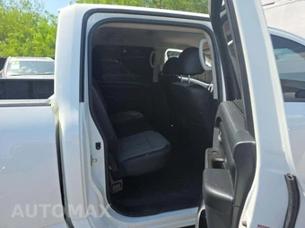 2020 Nissan TITAN S Crew Cab Short Bed - miniatura 16