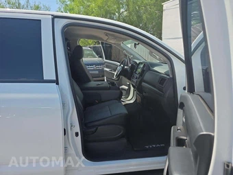 2020 Nissan TITAN S Crew Cab Short Bed - miniatura 18