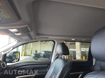 2020 Nissan TITAN SL Crew Cab Short Bed - miniatura 18