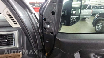 2020 Nissan TITAN SL Crew Cab Short Bed - miniatura 31