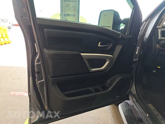 2020 Nissan TITAN SL Crew Cab Short Bed - miniatura 9