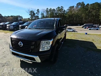 2020 Nissan TITAN SV Crew Cab Short Bed