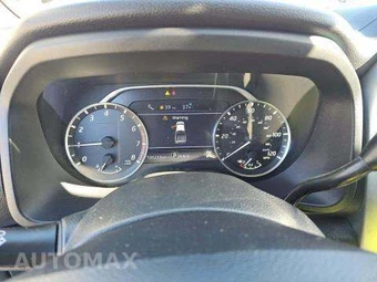 2020 Nissan TITAN SV Crew Cab Short Bed – miniatura 10