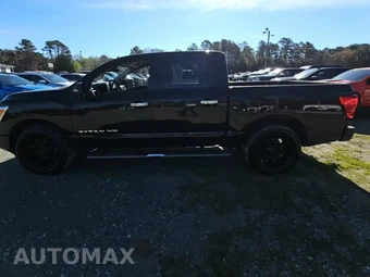 2020 Nissan TITAN SV Crew Cab Short Bed – miniatura 3