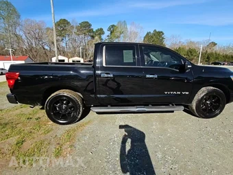2020 Nissan TITAN SV Crew Cab Short Bed – miniatura 5