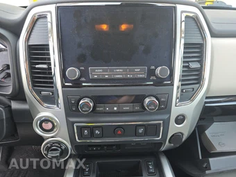 2020 Nissan TITAN SV Crew Cab Short Bed - miniatura 11