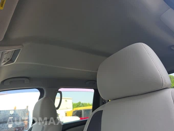 2020 Nissan TITAN SV Crew Cab Short Bed - miniatura 17