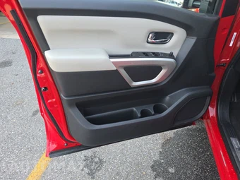2020 Nissan TITAN SV Crew Cab Short Bed - miniatura 9