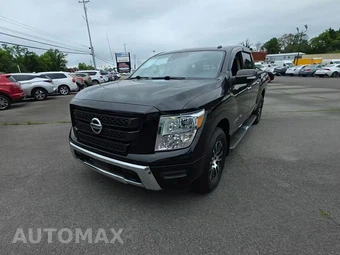 2020 Nissan TITAN SV Crew Cab Short Bed