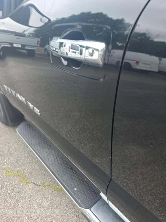 2020 Nissan TITAN SV Crew Cab Short Bed - miniatura 21