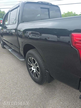 2020 Nissan TITAN SV Crew Cab Short Bed - miniatura 23