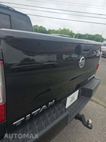 2020 Nissan TITAN SV Crew Cab Short Bed - miniatura 25