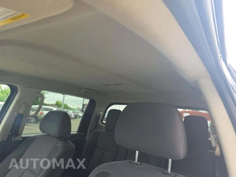 2020 Nissan TITAN SV Crew Cab Short Bed - miniatura 8