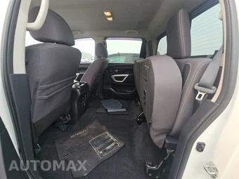 2020 Nissan TITAN SV Crew Cab Short Bed – miniatura 13