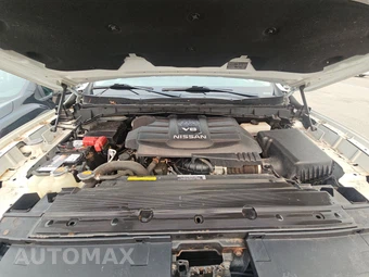 2020 Nissan TITAN SV Crew Cab Short Bed – miniatura 15